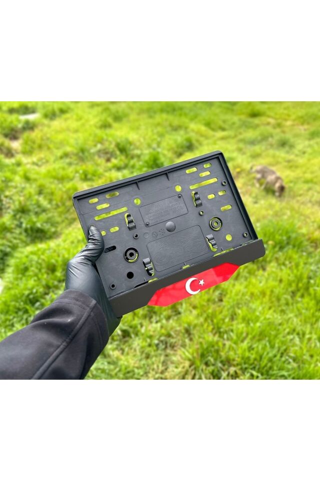 ŞANLI TÜRK BAYRAĞI MOTOR PLAKALIK (Mat siyah parlak kırmızı)