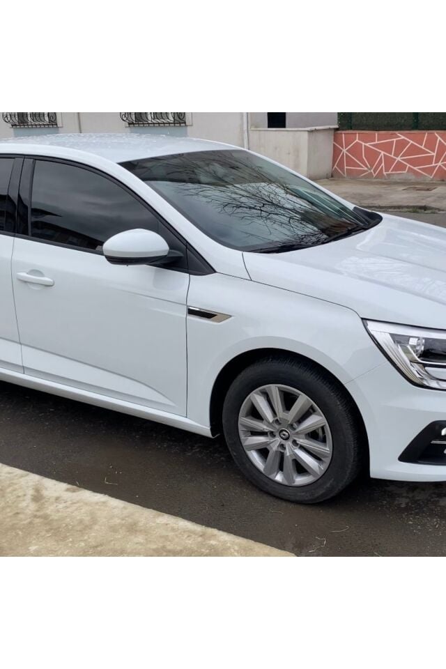 MEGANE 4 SAG SOL ÖN CAMURLUK CITASI ( krom pleksi)