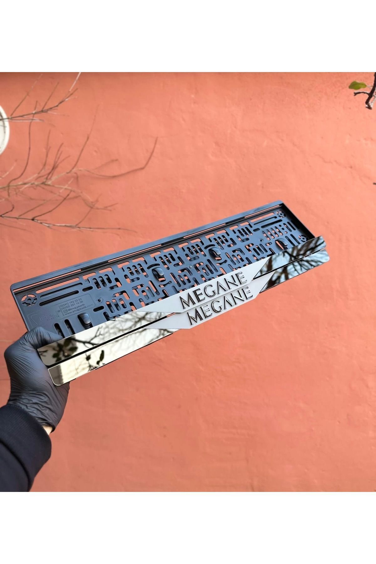 MEGANE UYUMLU LÜKS PLEKSİ PLAKALIK (2 adet büyüt)(parlak siyah mat gri)