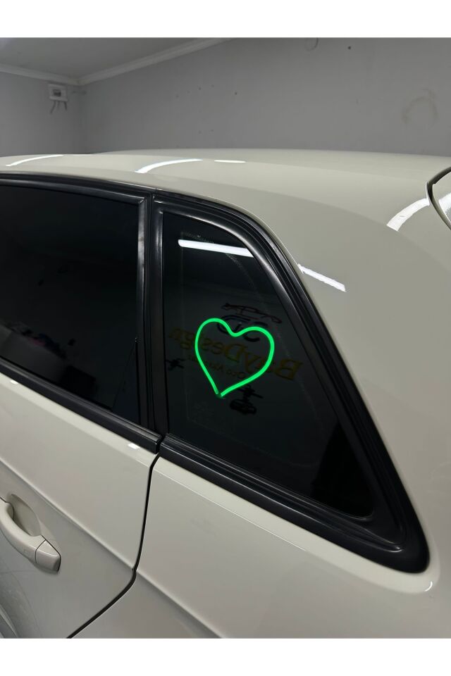 Araç içi neon led ışıklı dekor KALP (12 volt vantuzlu YEŞİL )