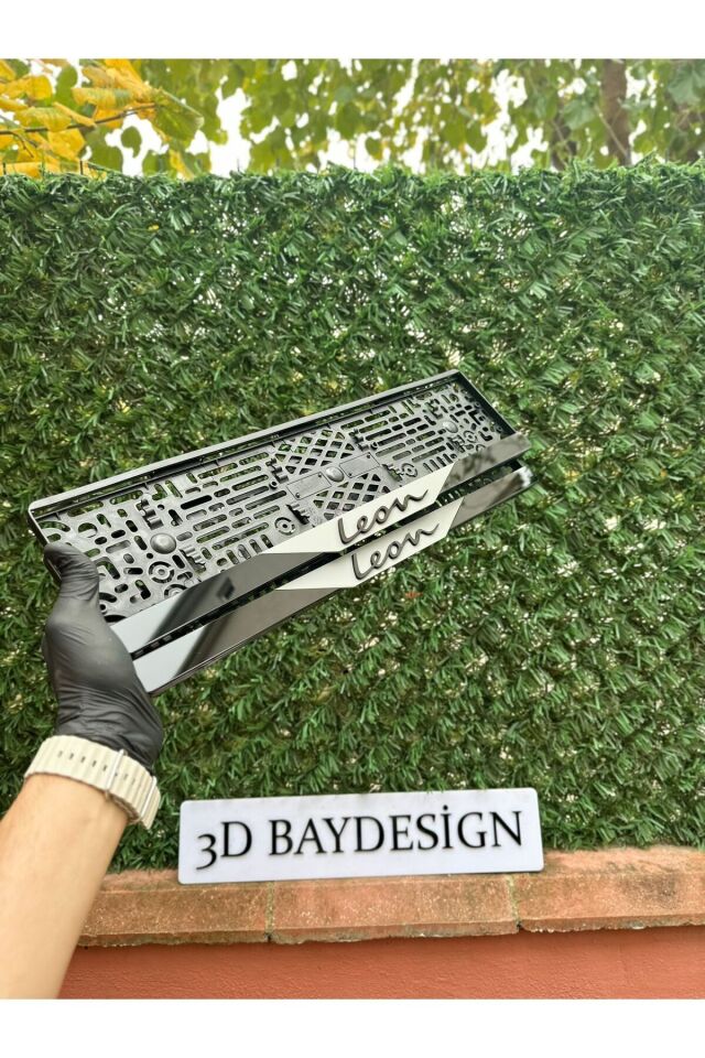 MUSTAFA KEMAL ATATÜRK PLEKSİ PLAKALIK 2 ADET BÜYÜK (PARLAK SİYAH)(MAT GRİ