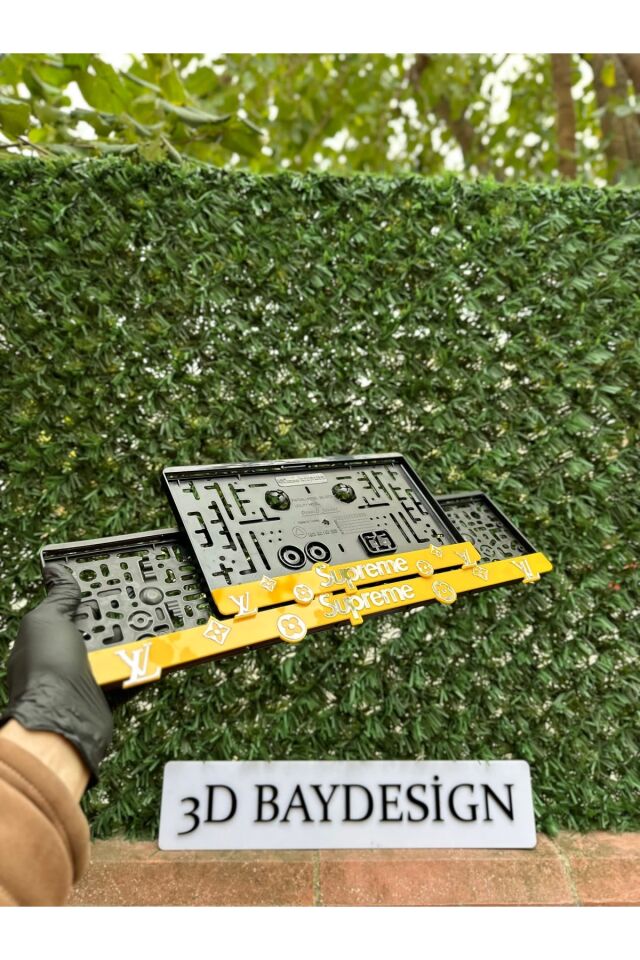 SUPREME PLEKSİ PLAKALIK 1 adet büyük 1 adet küçük