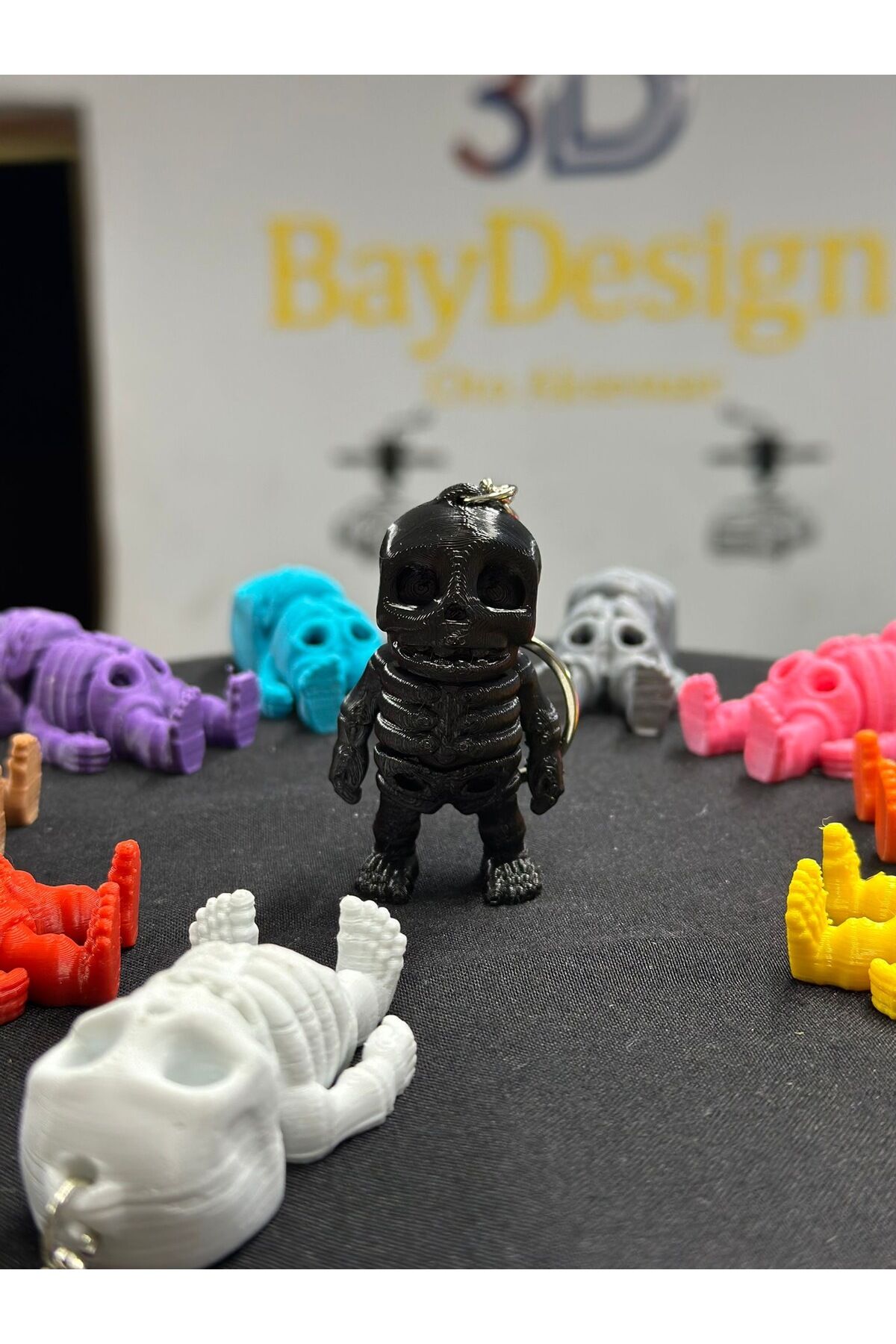 HAREKETLİ MİNİK İSKELET ANAHTARLIK (siyah)