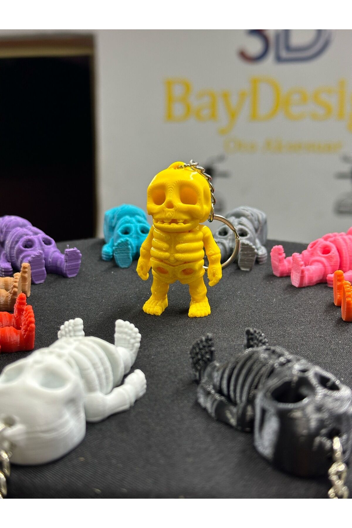 HAREKETLİ MİNİK İSKELET ANAHTARLIK (sarı)