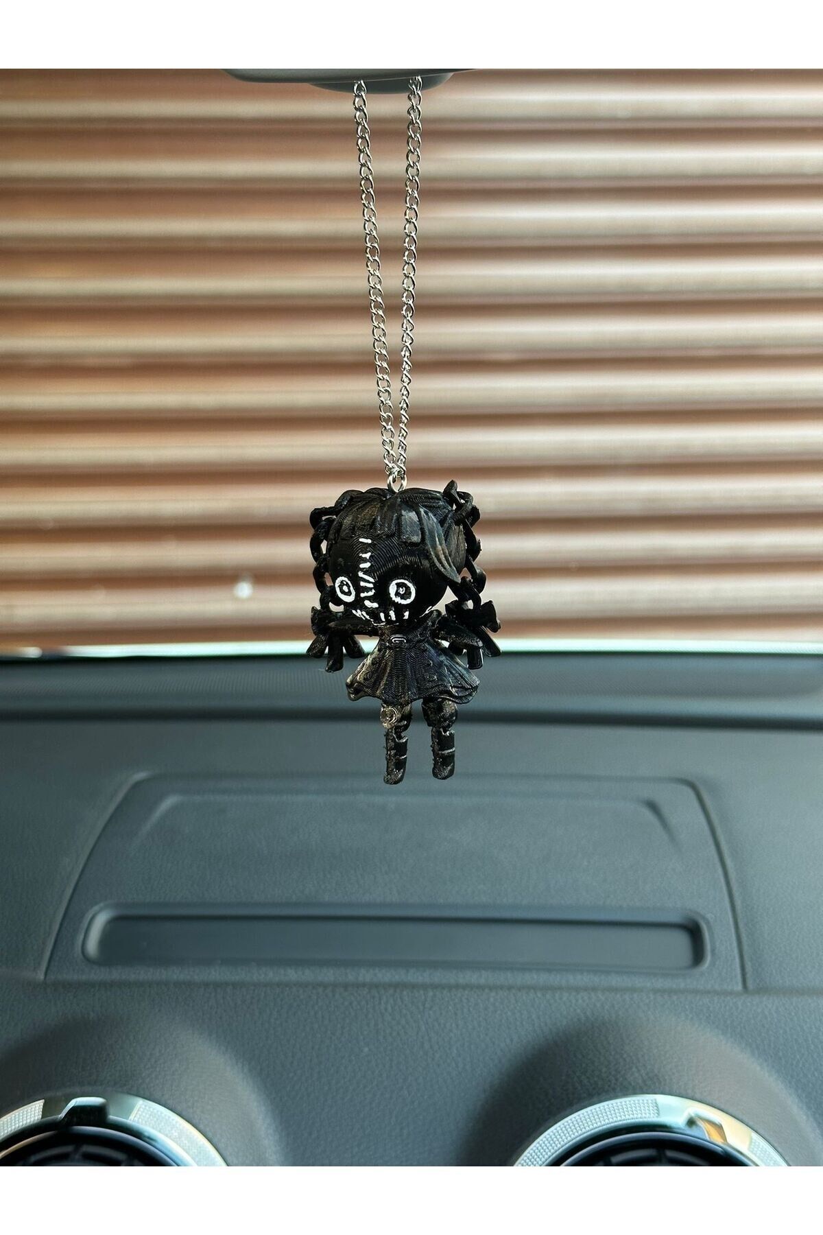 Chucky baby girl ( kız bebek) dikiz ayna süsü (SİYAH)