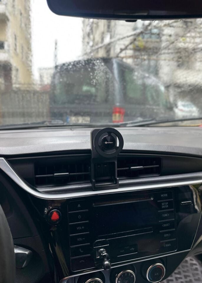 Toyota Corolla Magsafe Telefon Tutucu (2016-2019)