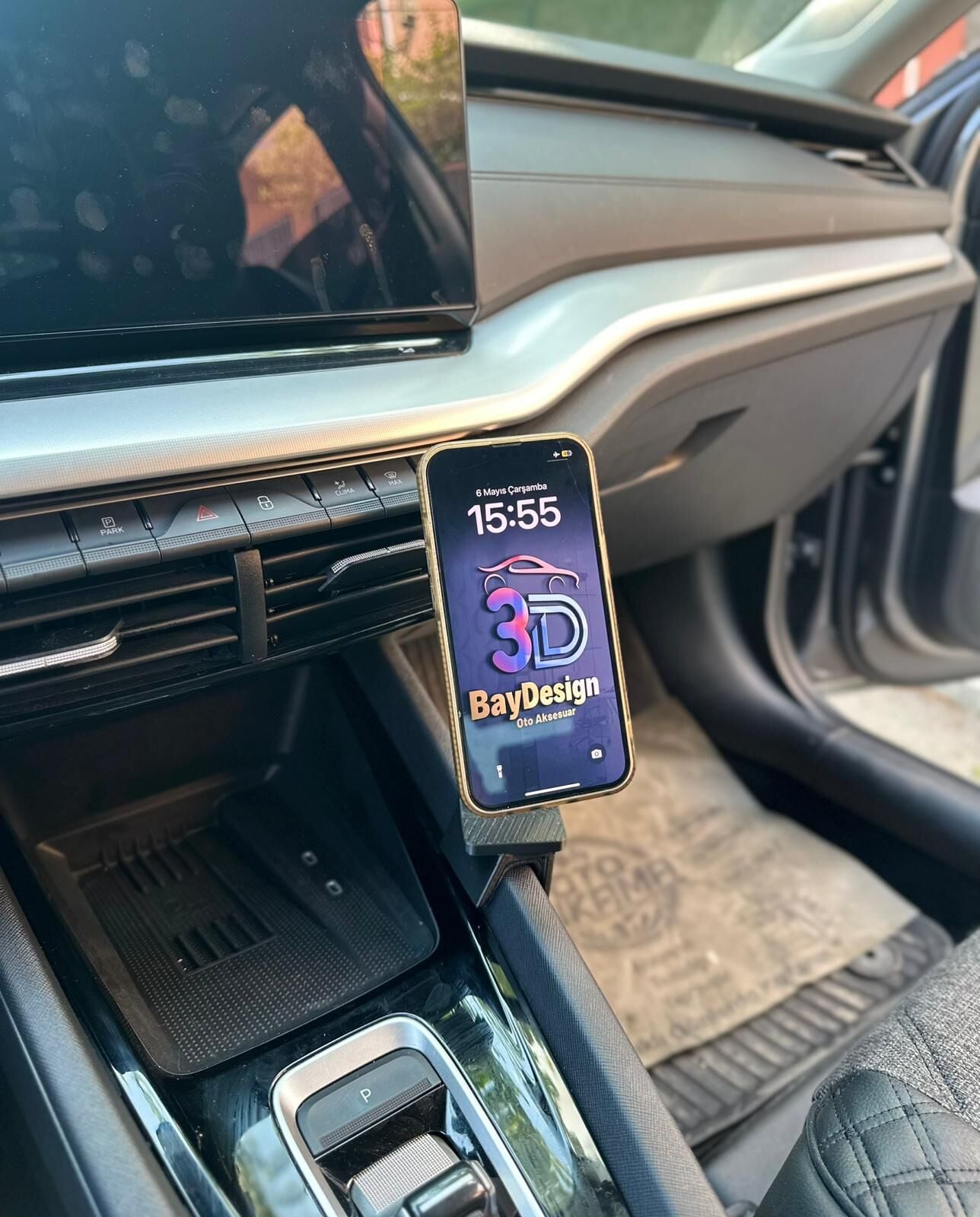 Skoda Octavia Magsafe Telefon Tutucu (2020 model sonrası için)