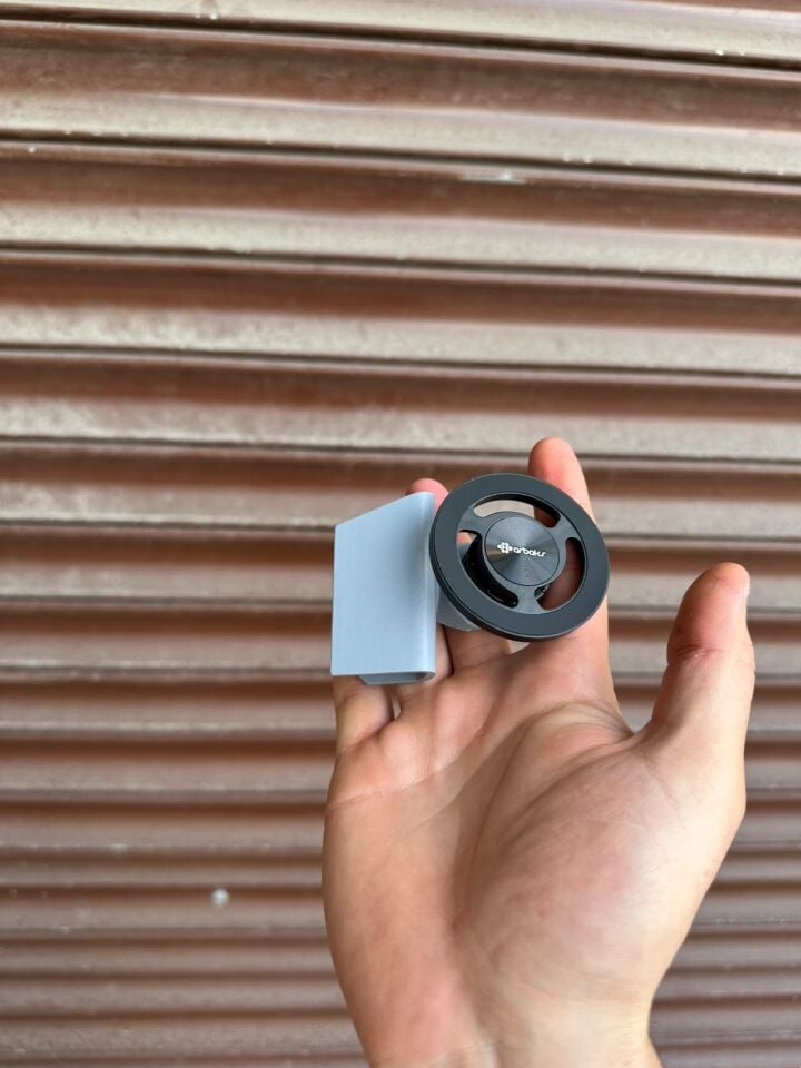 Volkawagen Passat B8-8.5 Magsafe Telefon Tutucu