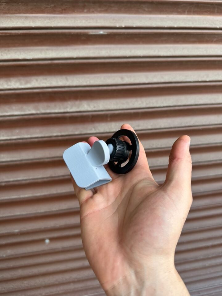 Volkawagen Passat B8-8.5 Magsafe Telefon Tutucu
