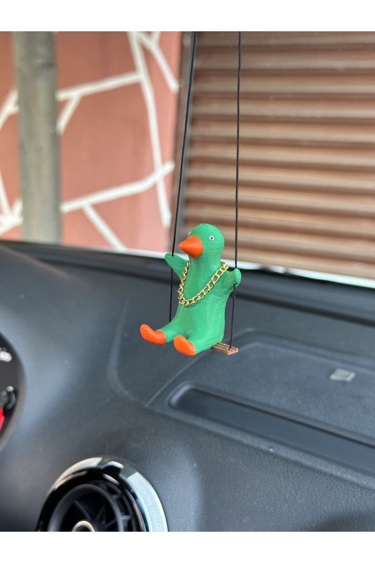 Altın Zincirli Sallanan Ördek Yeni Trend Dikiz Ayna Süsü (yeşil Turuncu)