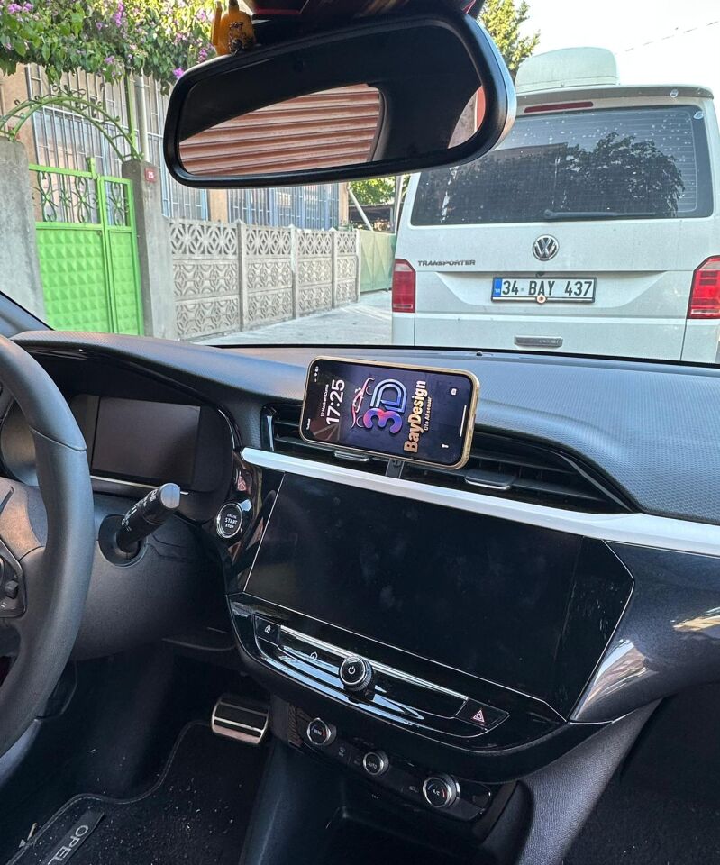 Opel Corsa F Magsafe Telefon Tutucu