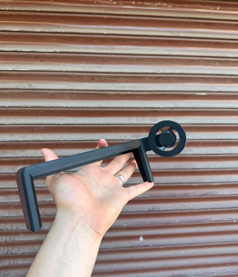 Renault Clio 5-5.5 Ekranlı Modeller İçin Magsafe Telefon Tutucu