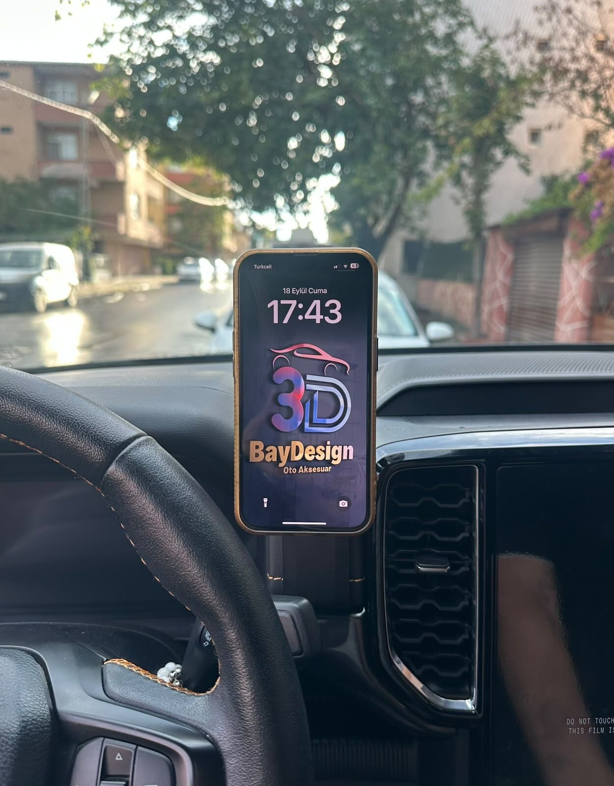 Ford Ranger 2023 Sonrası İçin Magsafe Telefon Tutucu