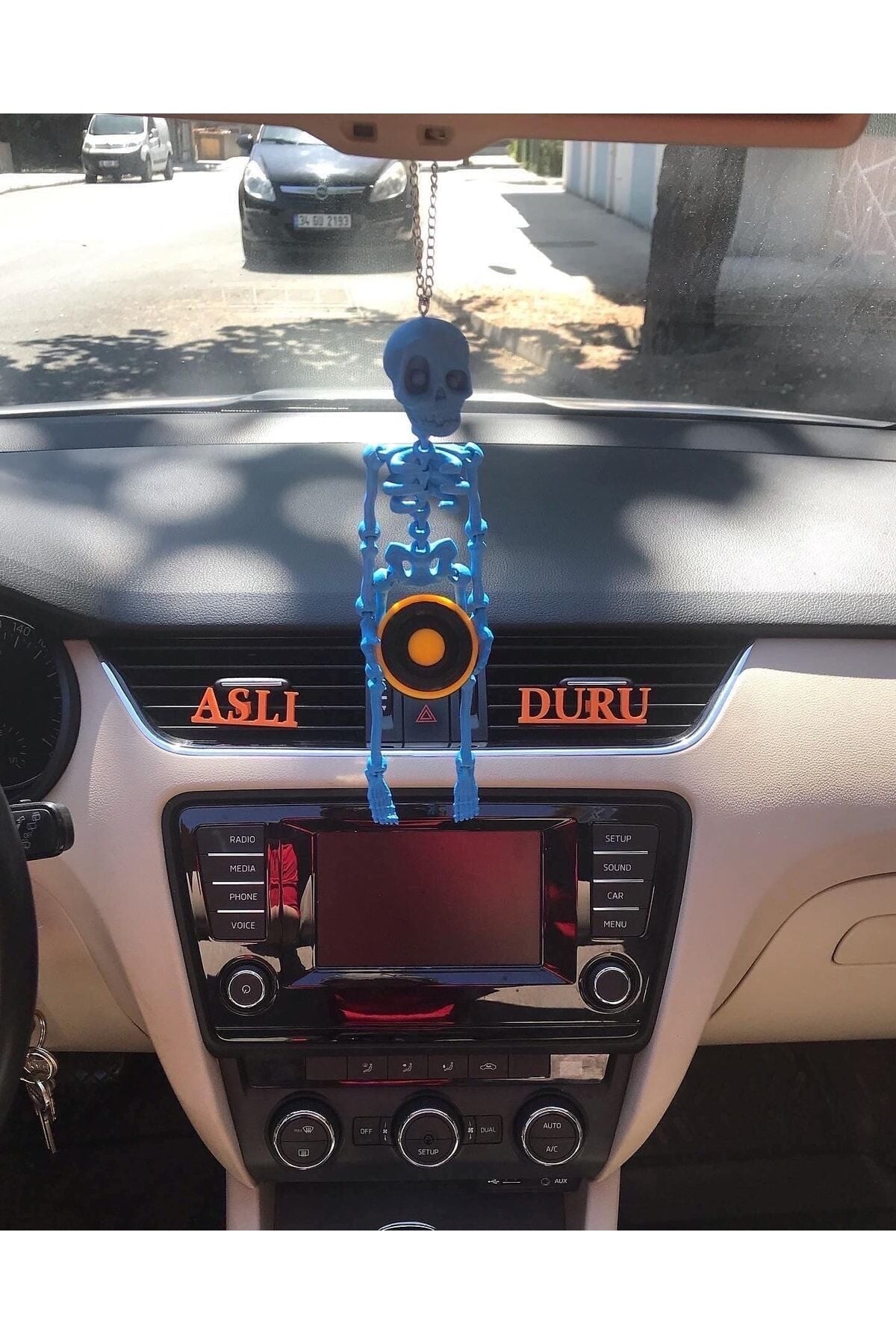 Bass Tutan Iskelet Ayna Süsü (mavi Iskelet Sarı Bass)