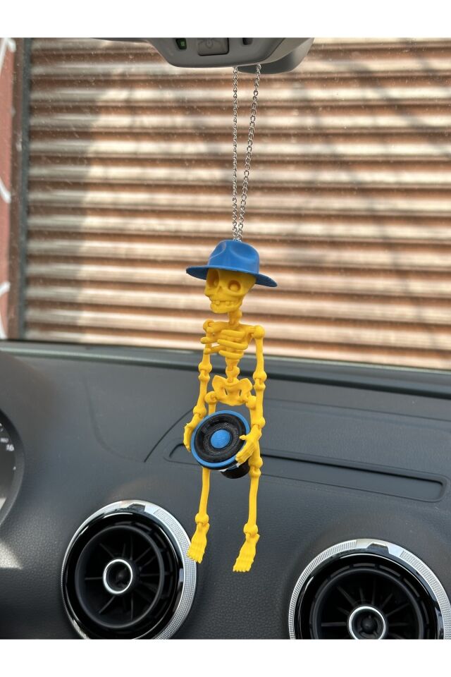 Fötr Şapkalı Bass Tutan Iskelet Ayna Süsü ( Lskelet Sarı Bass Ve Şapka Mavi)