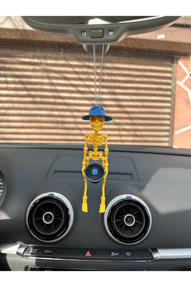 Fötr Şapkalı Bass Tutan Iskelet Ayna Süsü ( Lskelet Sarı Bass Ve Şapka Mavi)