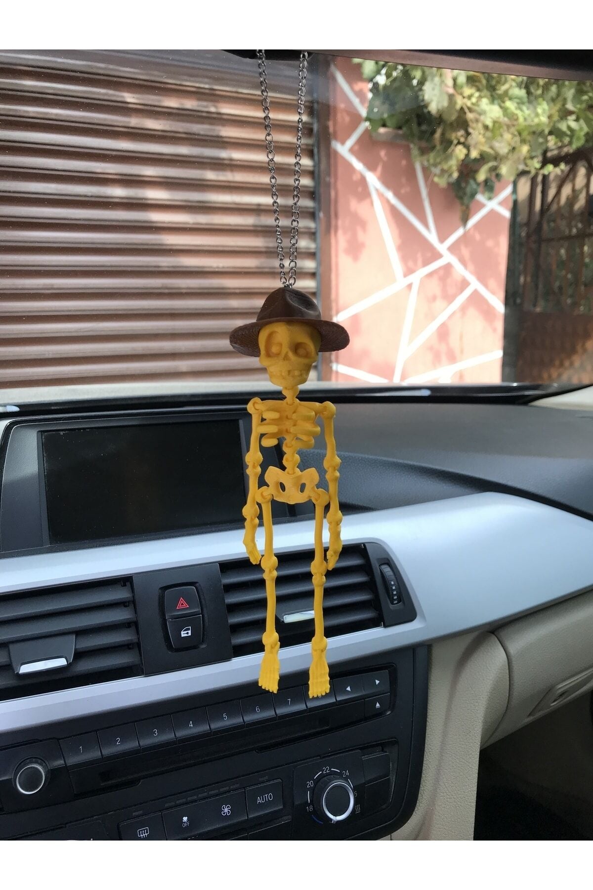 Fötr Şapkalı Iskelet Ayna Süsü(sarı Iskelet Kahverengi Şapka)
