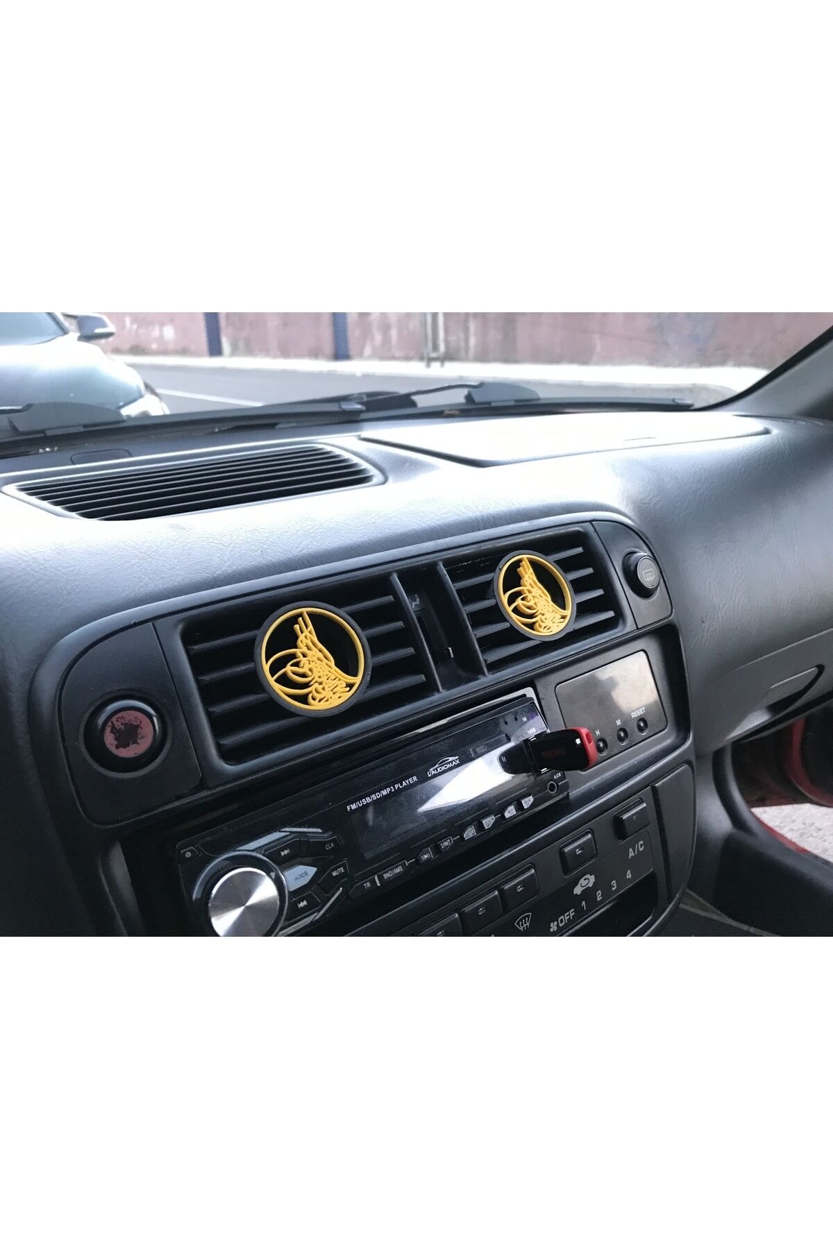 1996-2001 Honda Civic Osmanlı Tuğralı Kalorifer Izgarası