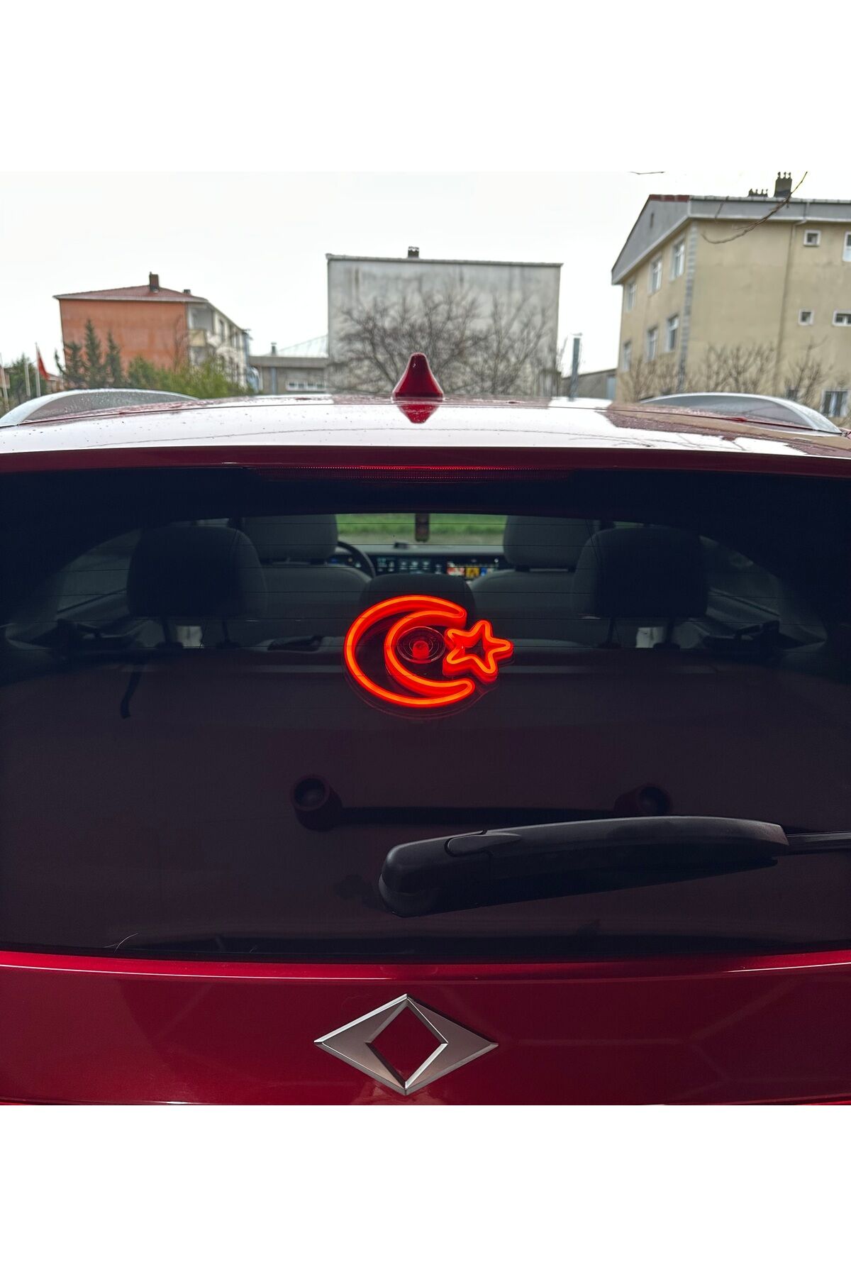 Araç içi neon led ışıklı dekor TÜRK BAYRAĞI (12 volt vantuzlu KIRMIZI )