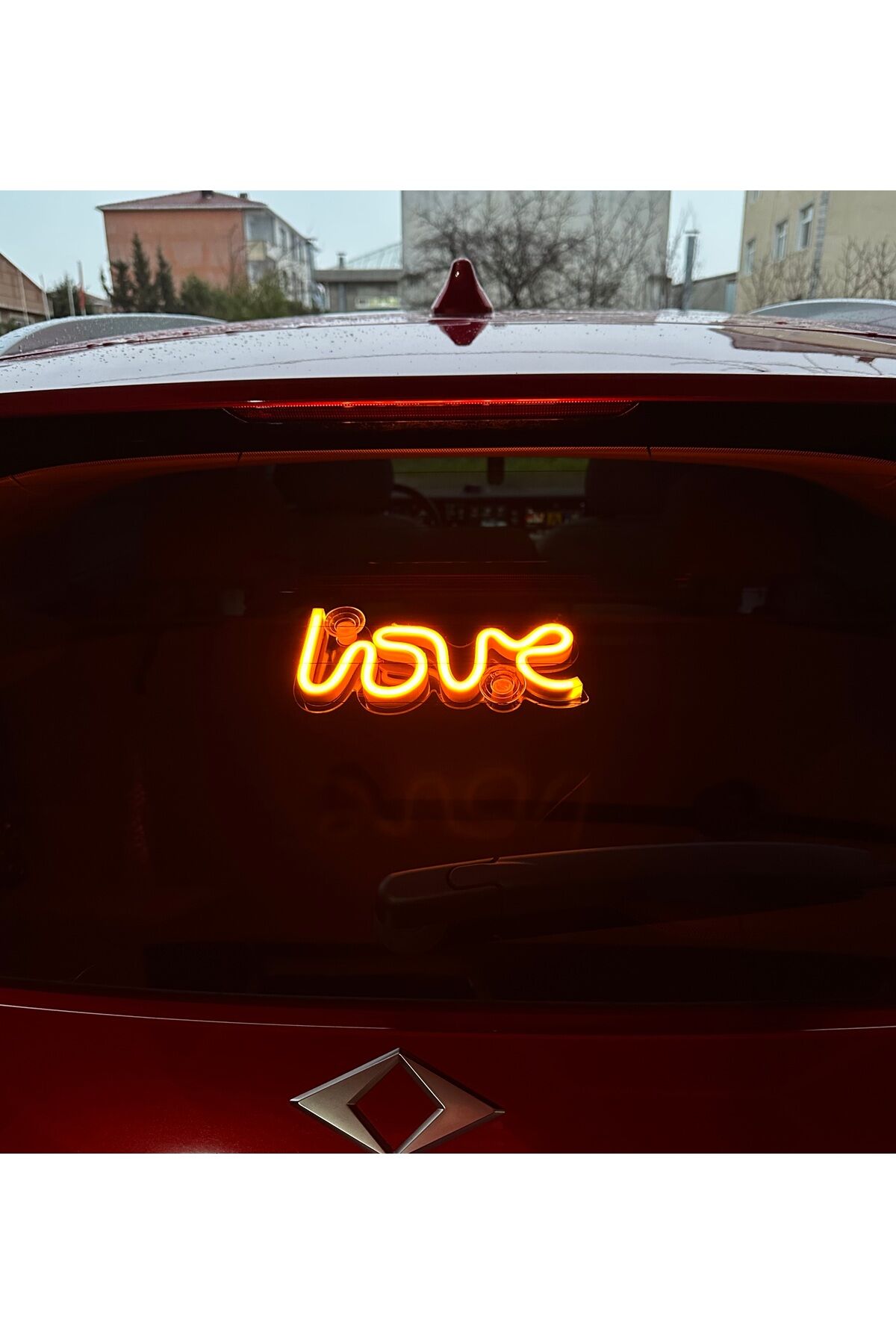 Araç içi neon led ışıklı dekor LOVE (12 volt vantuzlu AMBER SARI )