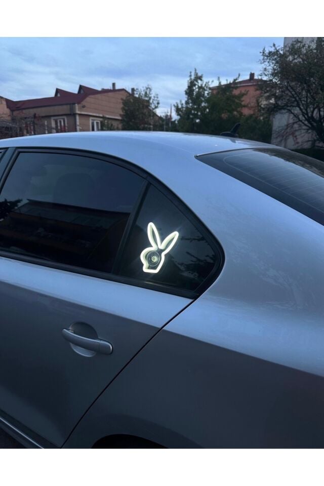 Araç içi neon led ışıklı dekor PLAYBOY (12 volt vantuzlu BEYAZ)