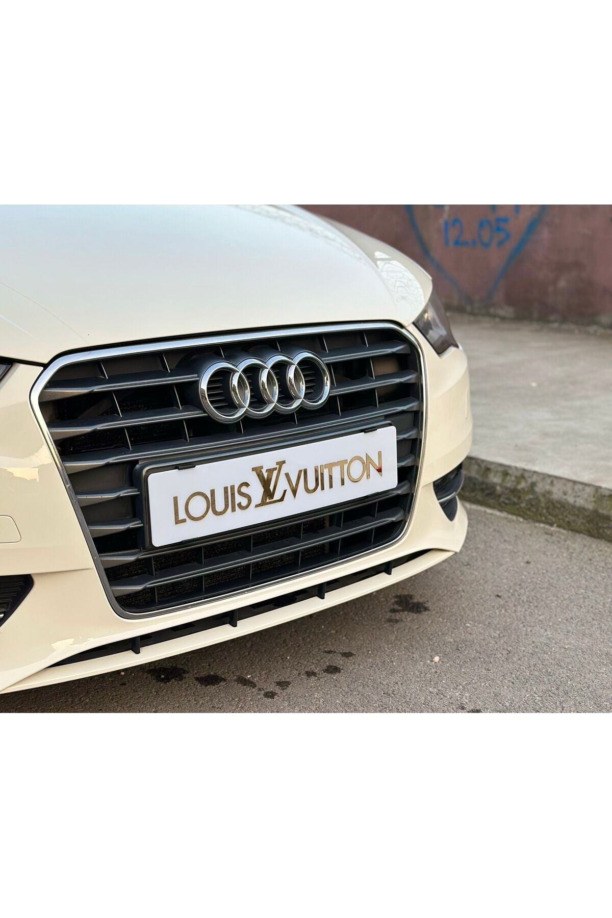 Louıs Pleksi Dekor Plaka  (Siyah Krom )