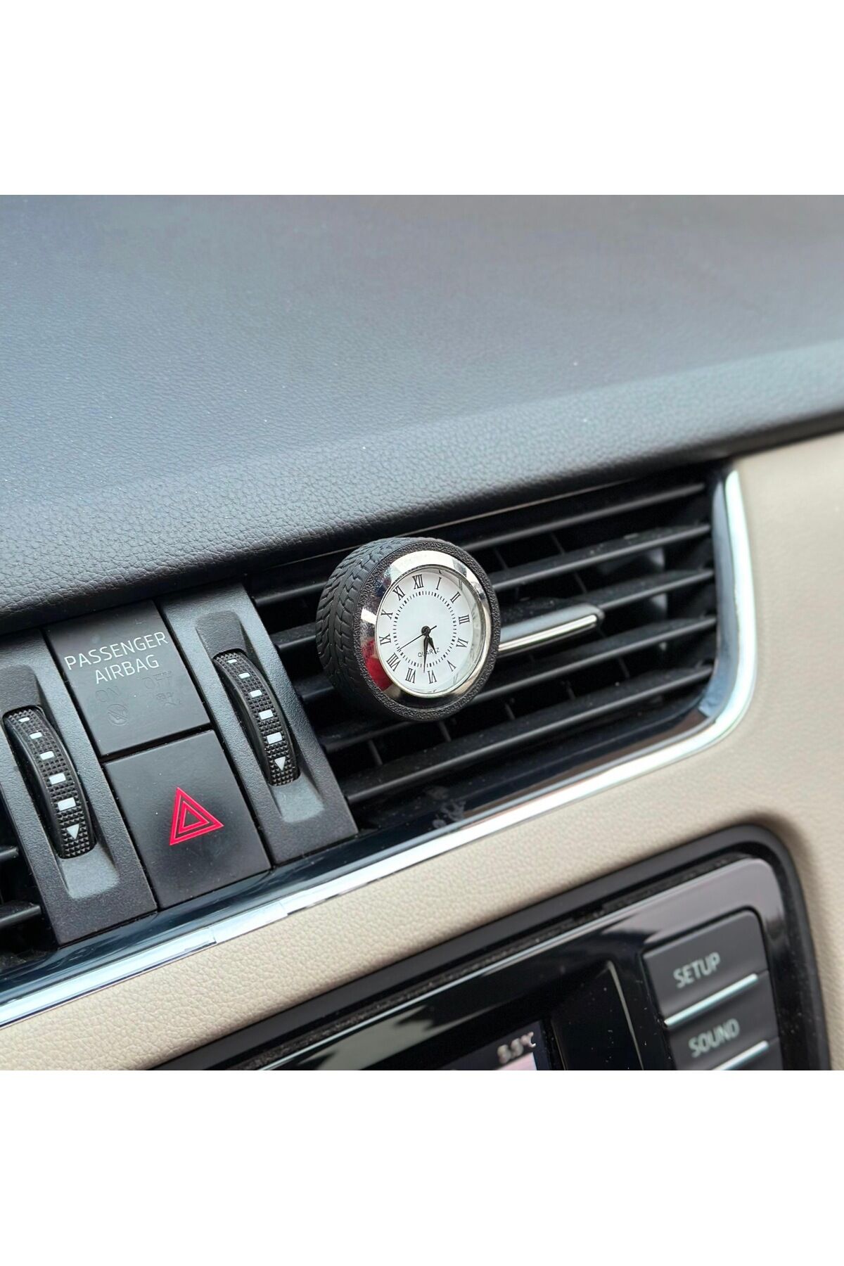 Universal Lastik İçi Dekor Analog Saat (Gümüş Krom)