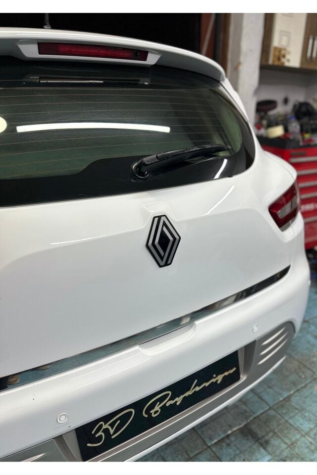 Clio 4 Yeni  Arka Amblem (Ortası Dolu)