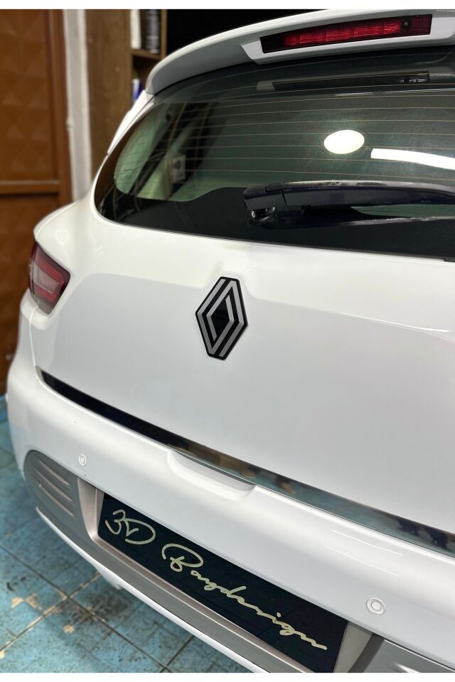 Clio 4 Yeni  Arka Amblem (Ortası Dolu)