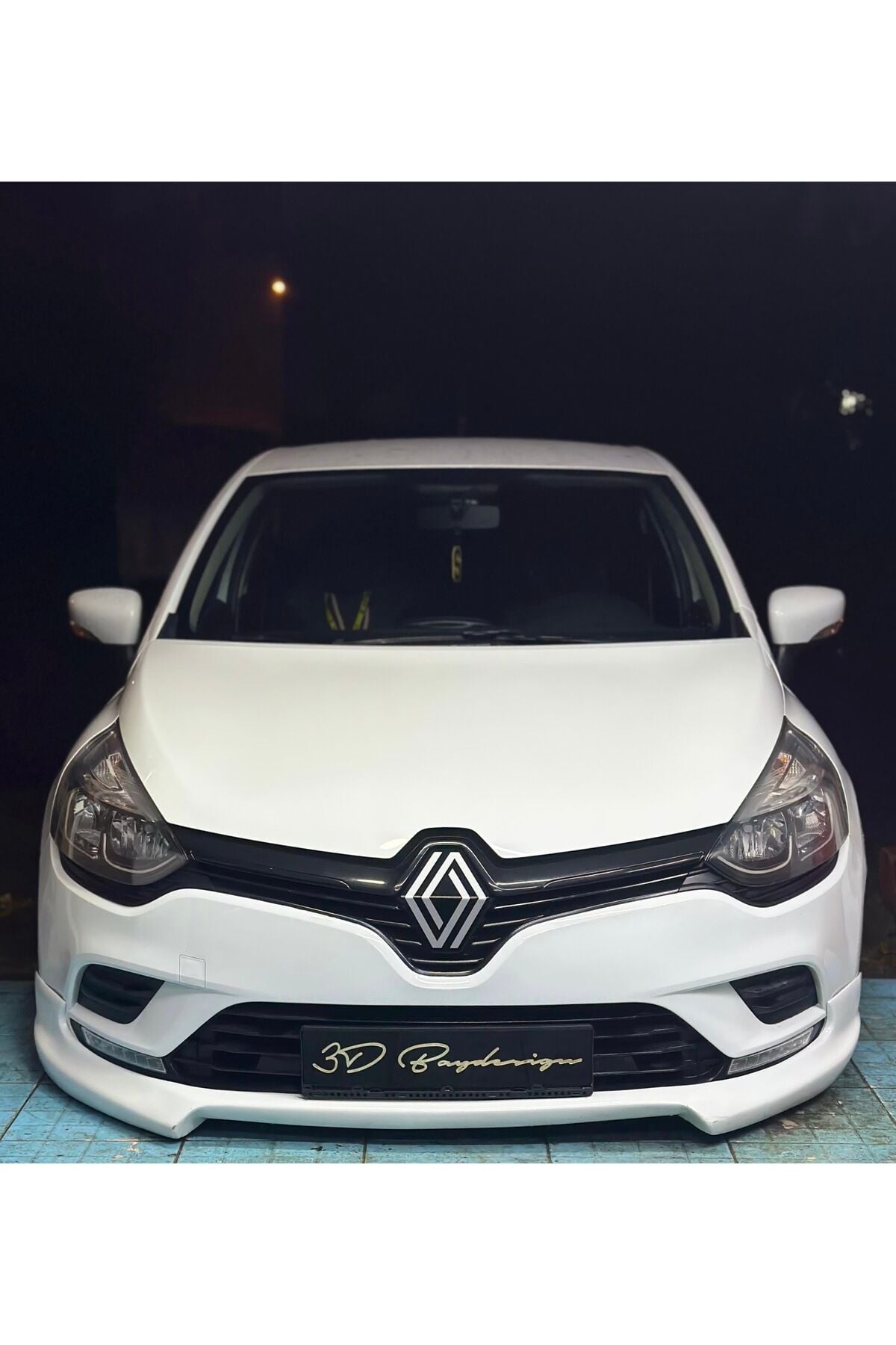 Clio 4 Yeni Ön Amblem (Ortası Dolu)