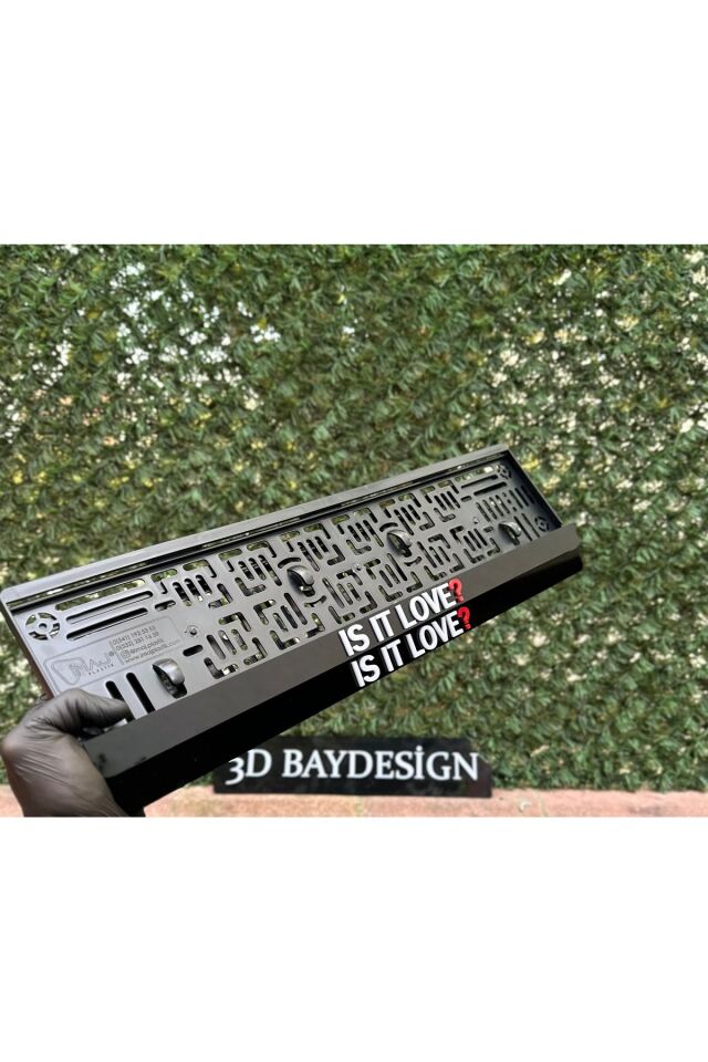 IS IT LOVE ? Pleksi Plakalık (2 Adet Büyük)