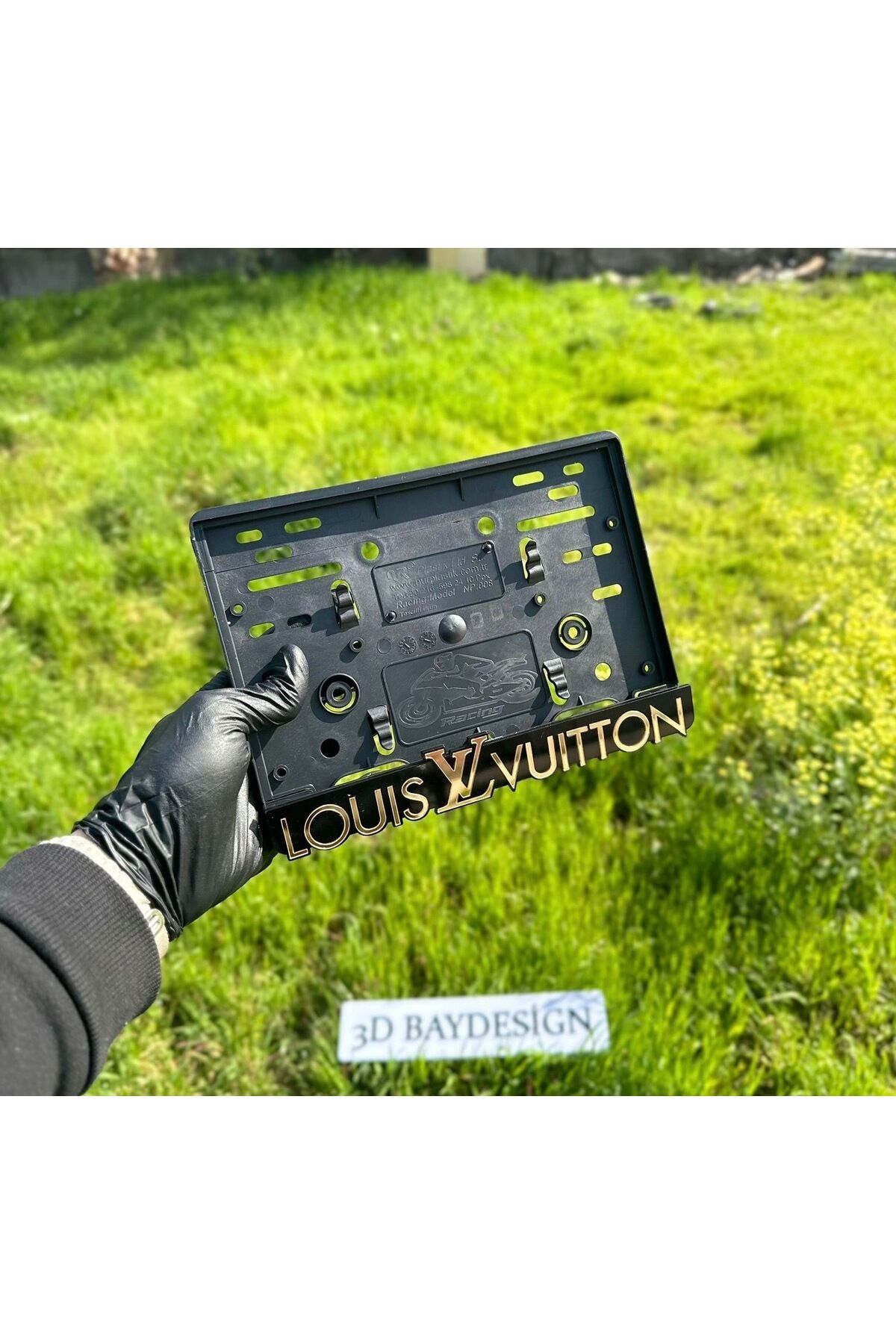 Louis Vuttion Motorsiklet Plakalığı(SİYAH-GOLD)