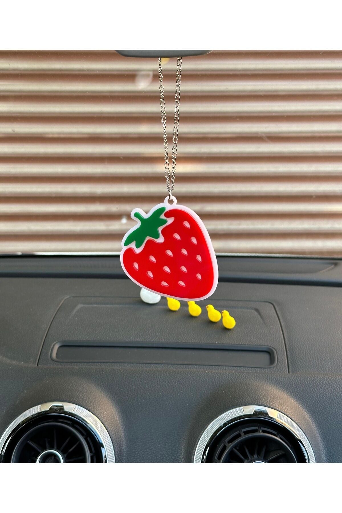 Çilek Dikiz Ayna Süsü