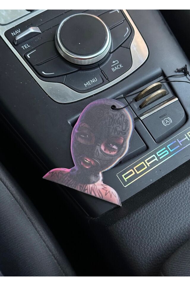 Maskeli kız Dikiz Ayna Kokusu (KALICI KOKU)