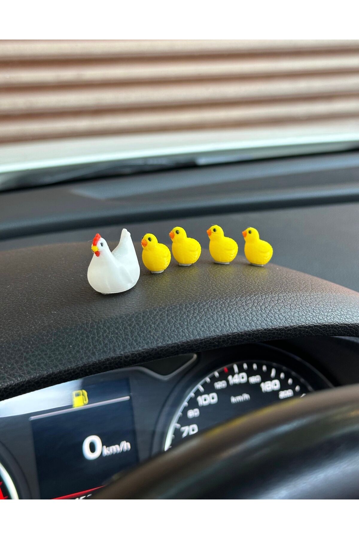 5 Parça Sevimli Tavuk ve Ailesi  Torpido Süsü ve Dikiz Ayna Süsü